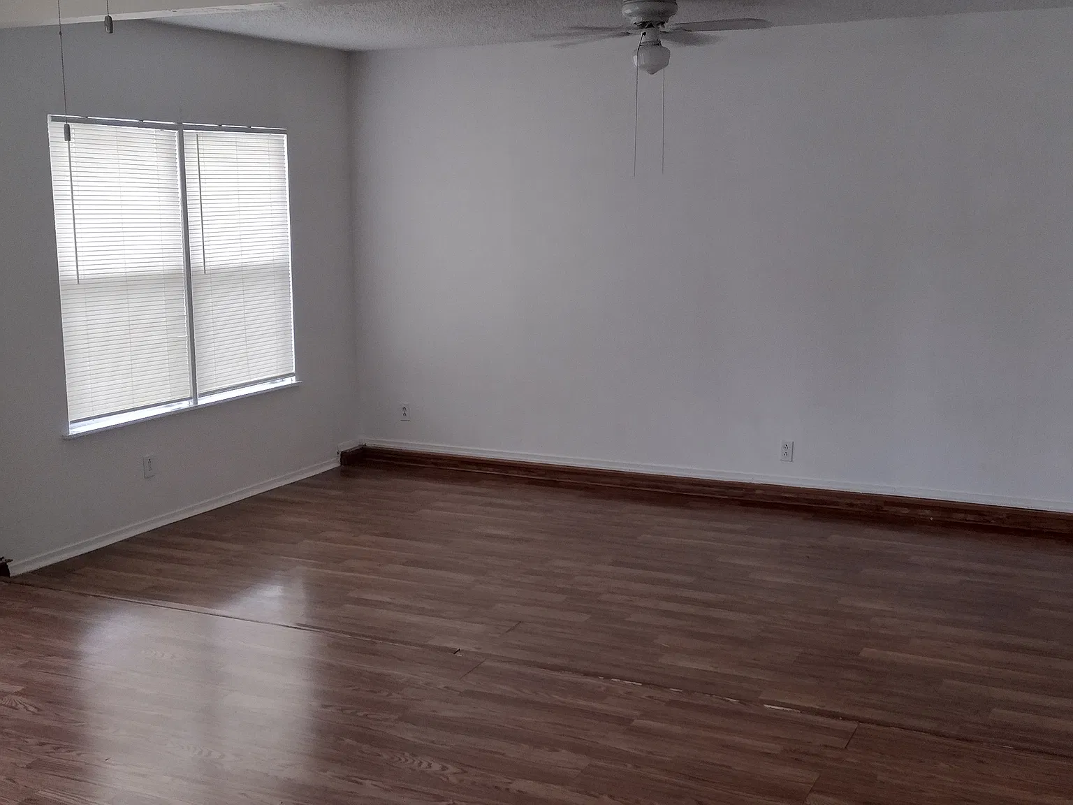 3 bed, 1200 sqft, $1,400 — Photo 4