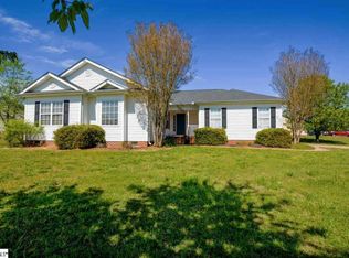 31 Red Quail Ln, Greer, SC 29651