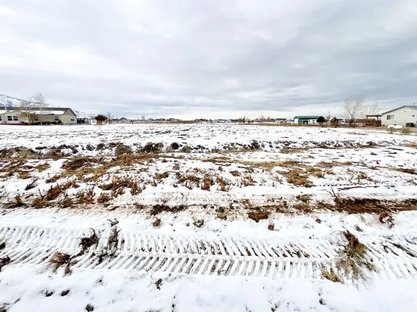 715 Aesop Dr, Spring Creek, NV 89815