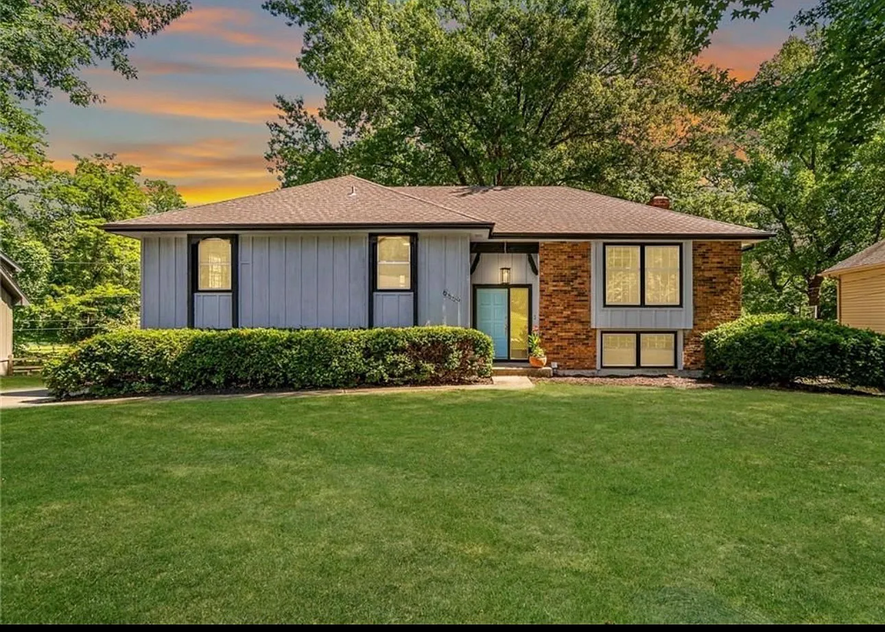 4 bed, 3113 sqft, $2,950 — Photo 1