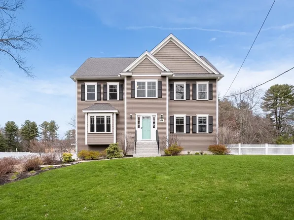 19 Boutwell St, Wilmington, MA 01887