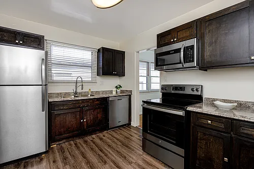 6209-6226 W Olympic Blvd Photo 1