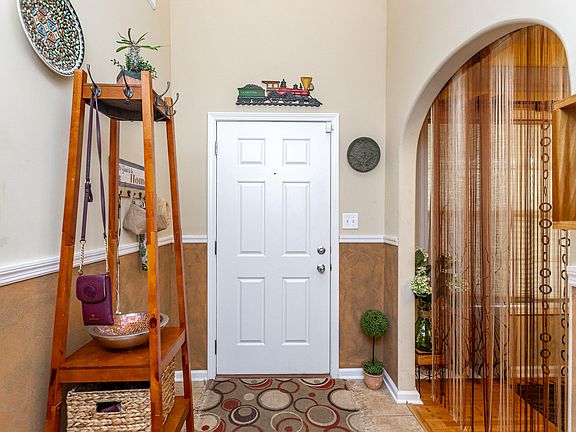 3rd image of 1145 Harlan Cir