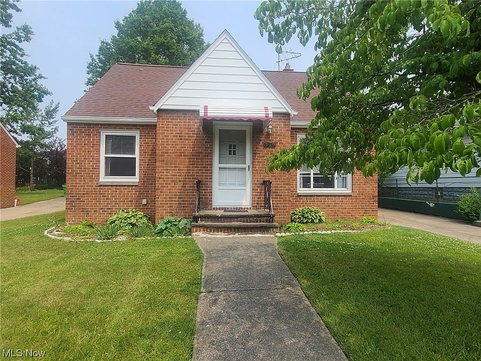 915 E 239th St, Euclid, OH 44123 Zillow