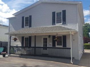 30 Willow St, West Warwick, RI 02893