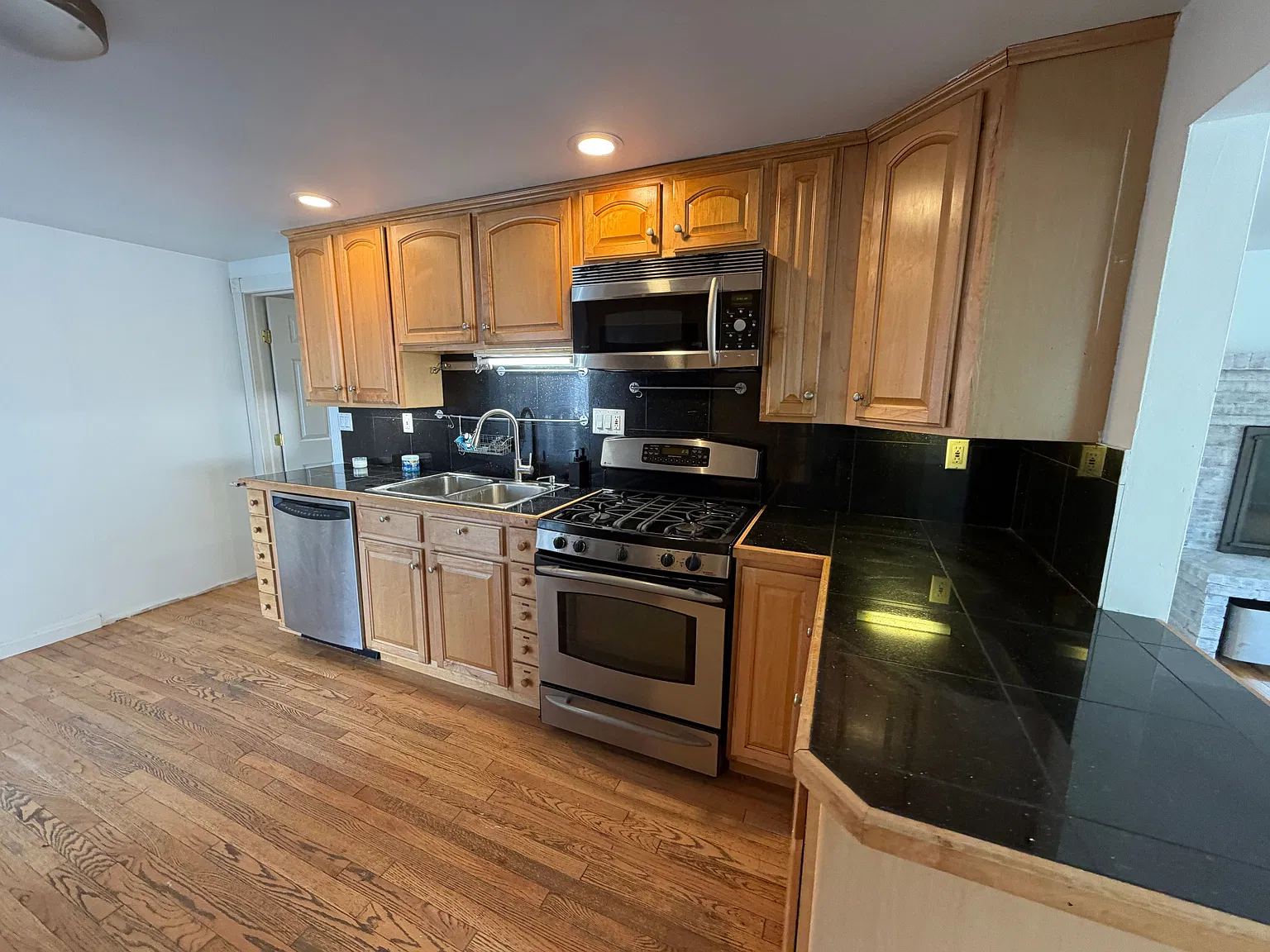 Spacious 2 BR First-Floor Apartment | Utilities included. — Photo 1