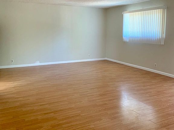 3rd image of 2070 Radio Ave #17AB