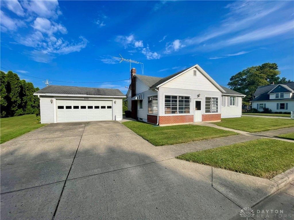 Real estate listing image