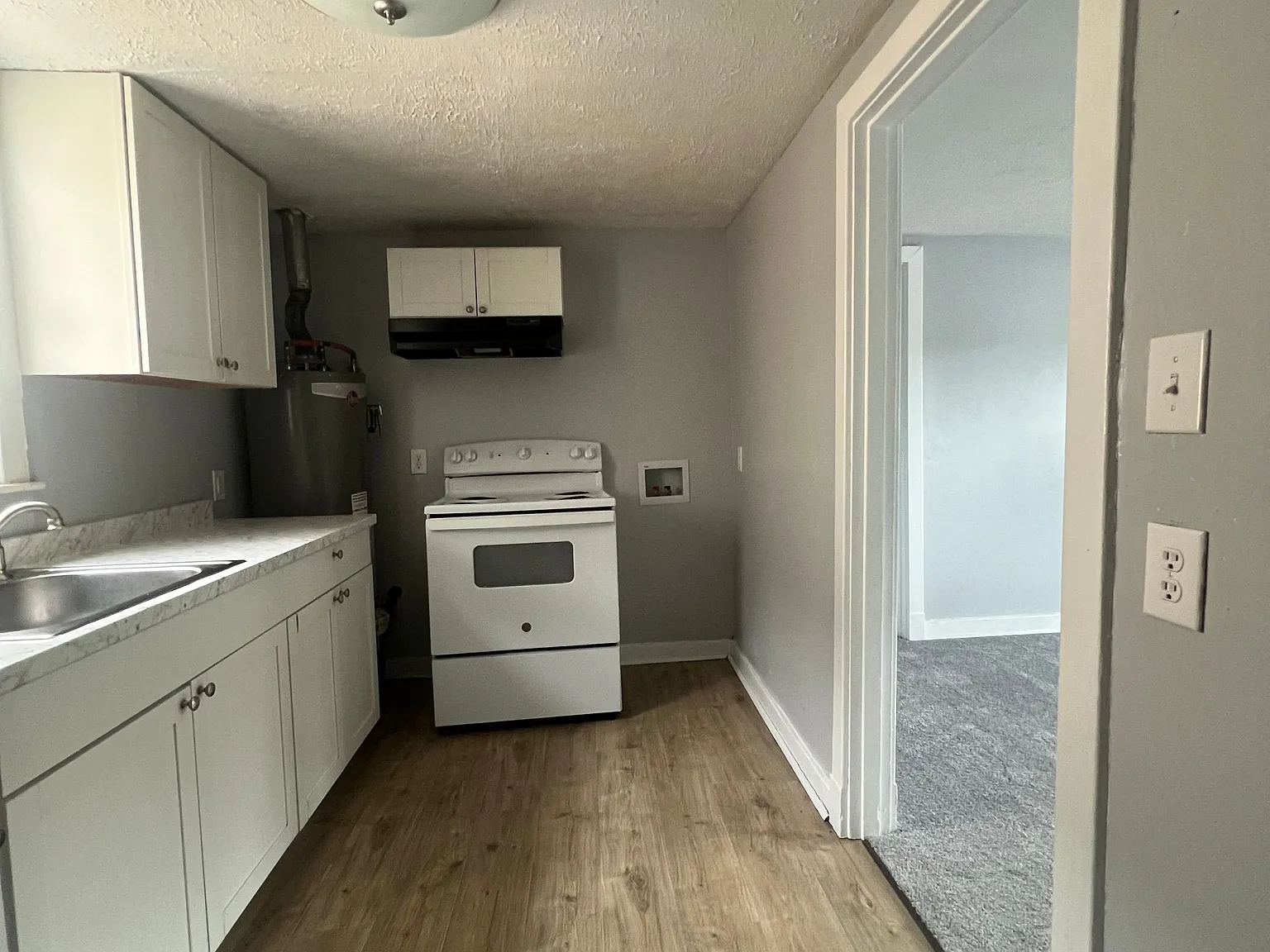 1 bed, 650 sqft, $750 — Photo 3