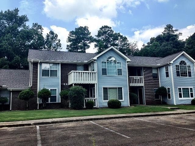 1st image of 1203 Liberty Dr #1203