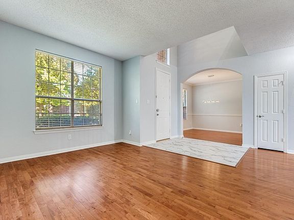 4th image of 1807 Granite Rapids Dr