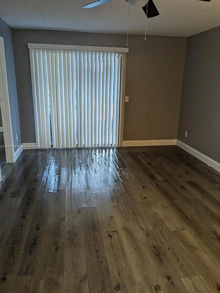 2 bed, 4.0 bath, 744 sqft, $1,500 — Photo 4