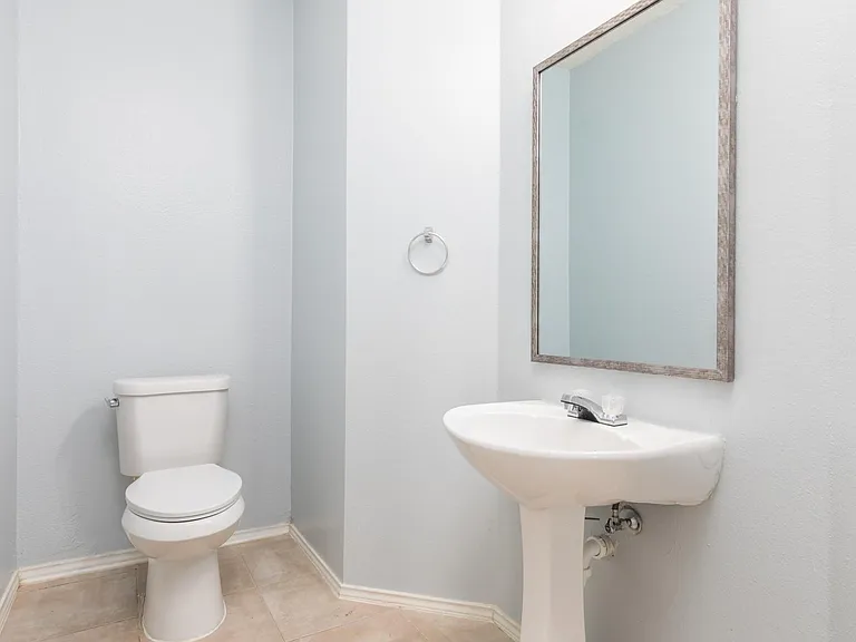 3928 Windford Dr — Photo 23