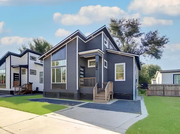 2614 Noble St, Houston, TX 77026