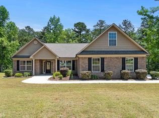 345 McKibben Dr, Locust Grove, GA 30248