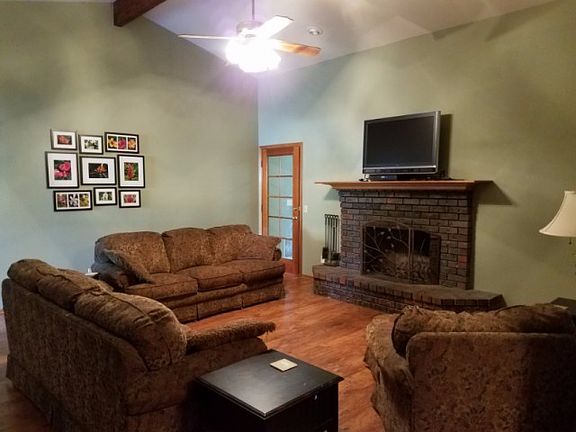 4th image of 441 W Birch Ct