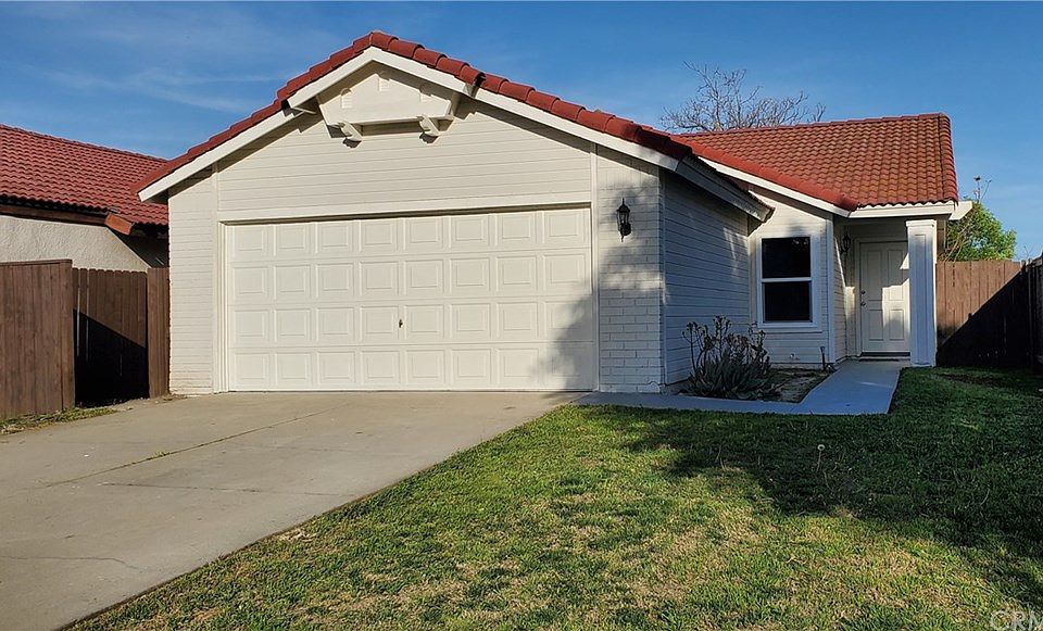 1st image of 15335 Yorba Ave