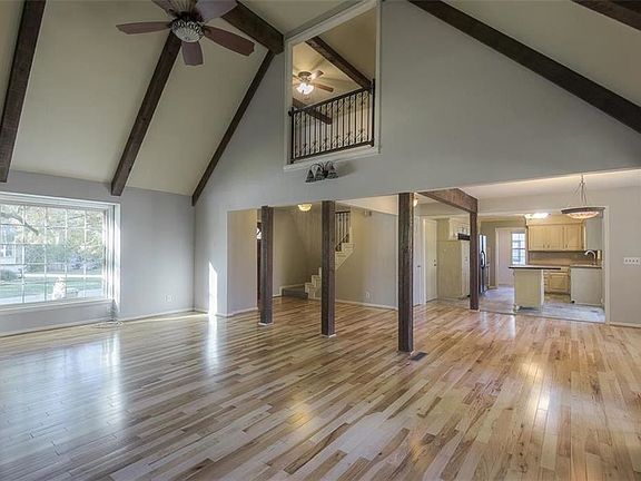 5th image of 3505 NE Logwood Ct