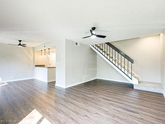 5th image of 1651 Mentor Ave APT 3404