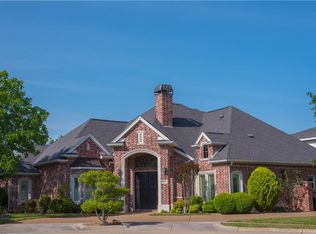 4157 Fair Oaks Dr, Grapevine, TX 76051