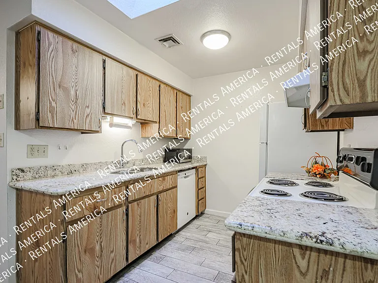 9020 W Highland Ave #107 — Photo 11