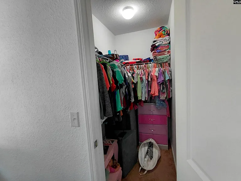 836 Chariot Way — Photo 15