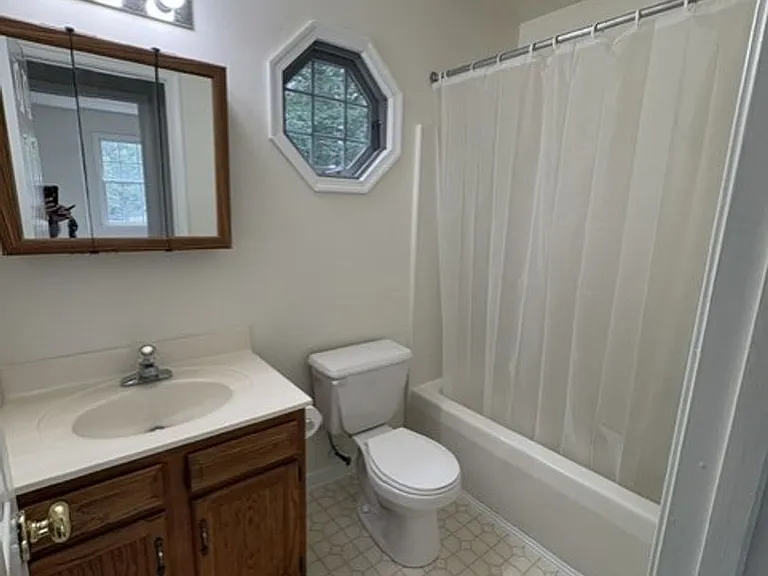 5633 Lake Sharon Dr — Photo 10
