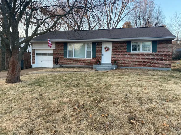 9557 Lodge Pole Ln, Saint Louis, MO 63126