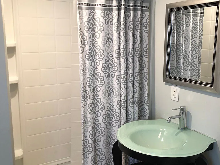 Full bath 1st floor.