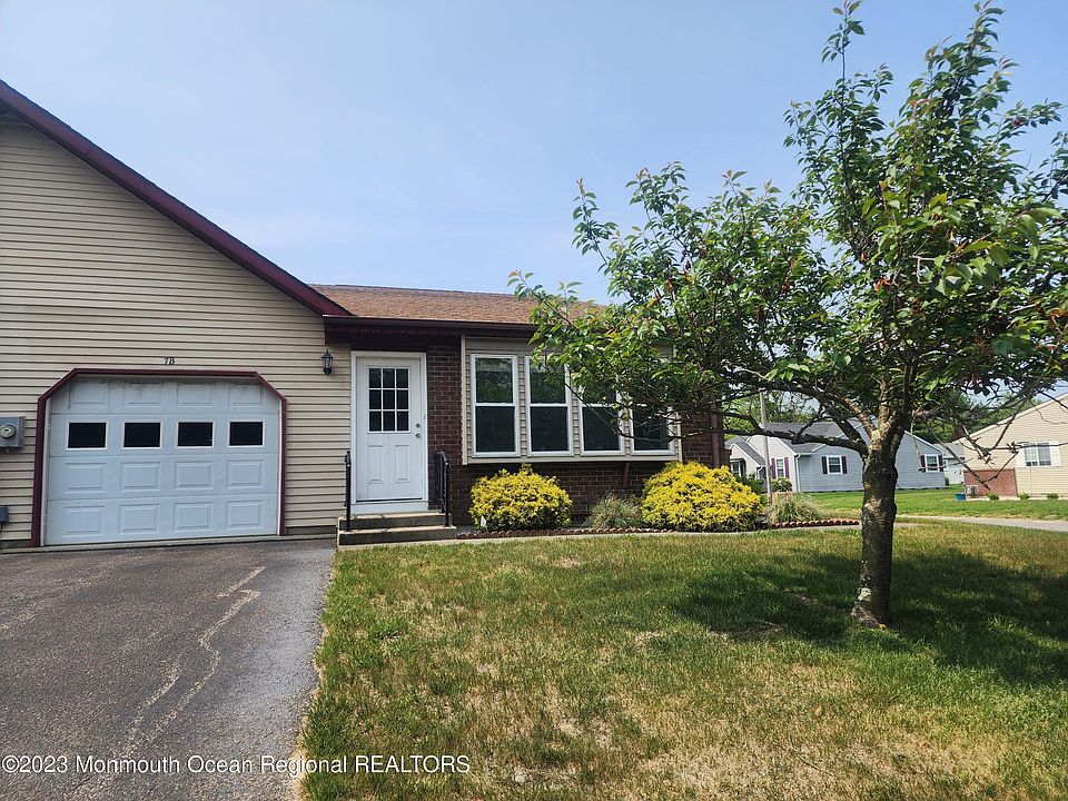 1st image of 7 Norwich Drive #B