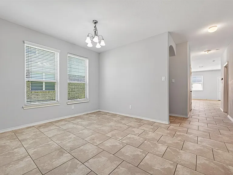 1326 Seagler Pond Ln — Photo 8