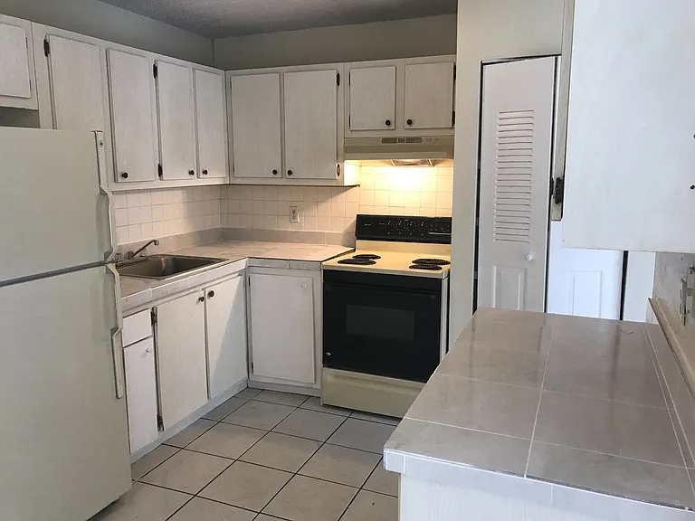5220 NW 24th St #149 — Photo 4
