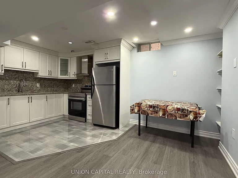 114 Timbers Cir — Photo 4