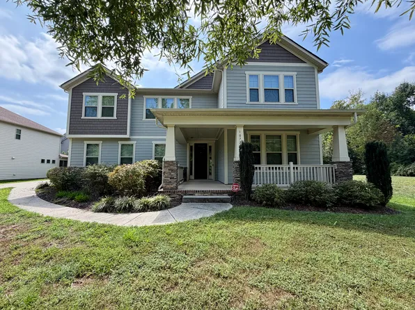10728 Vanguard Pkwy, Huntersville, NC 28078