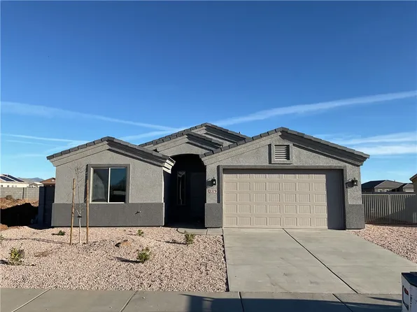 3379 E Cane Dr, Kingman, AZ 86409