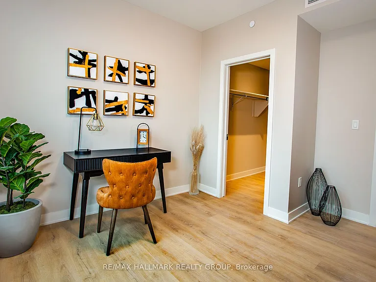 275 Carling Ave #709 — Photo 19