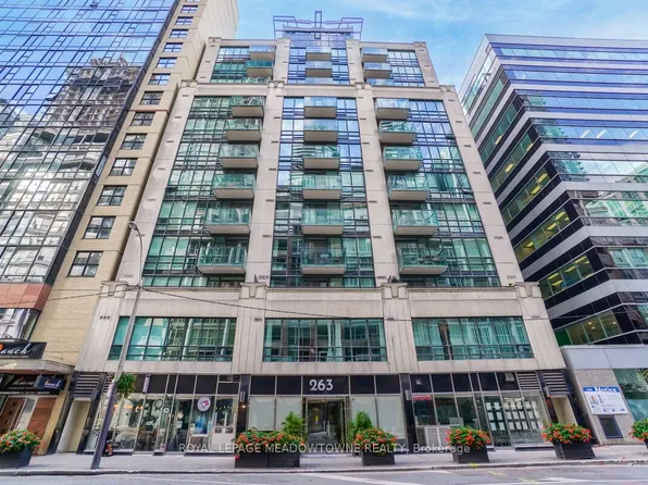 263 Wellington St W #1101, Toronto, ON M5V 3E6