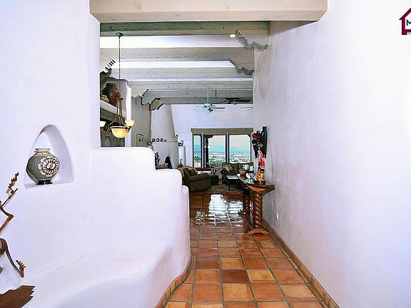 4th image of 6610 Vista Del Reino