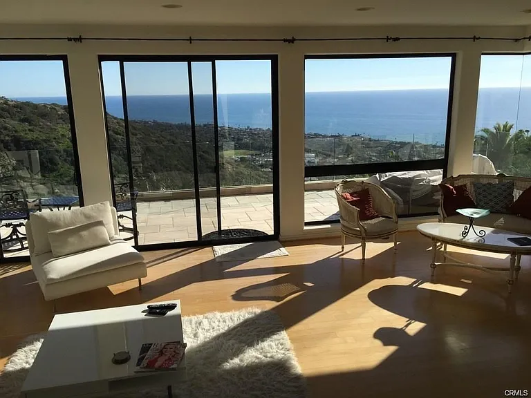 1326 Skyline Dr — Photo 38