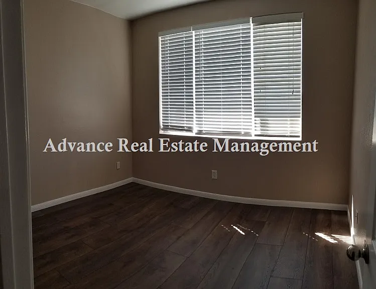 701 Gibson Dr #1127 — Photo 12