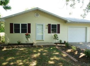 2671 E Pacific St, Springfield, MO 65803