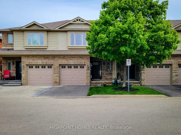 6 Chestnut Dr #15, Grimsby, ON L3M 0C4