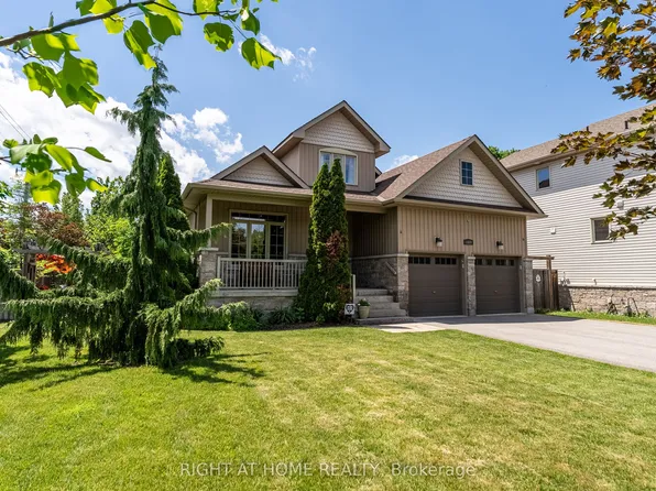 1660 Moyer Ave, Innisfil, ON L9S 1S8