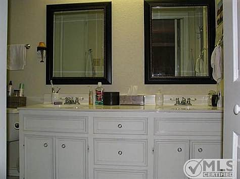 5th image of 1216 Meadowlark Ln