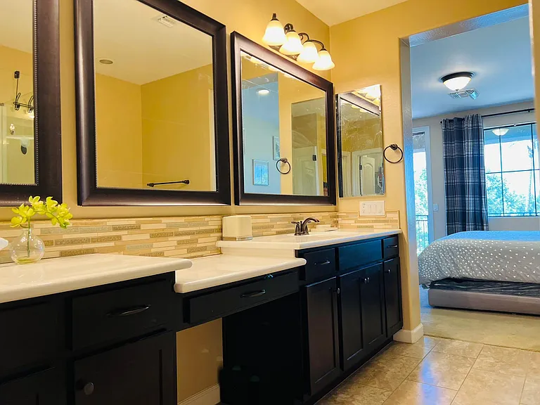 Master Bathroom Dual Sink and Vanity Table