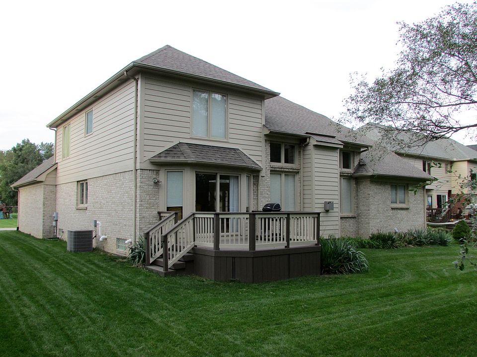 Deck on back redone '14