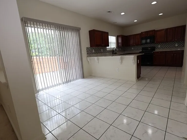 1199 Wetlands Ct — Photo 12