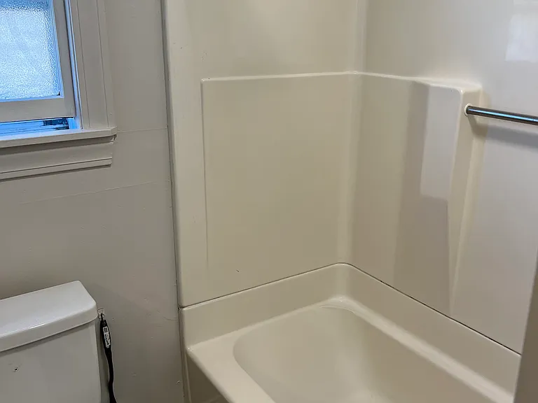 65 Preston St #3 — Photo 8