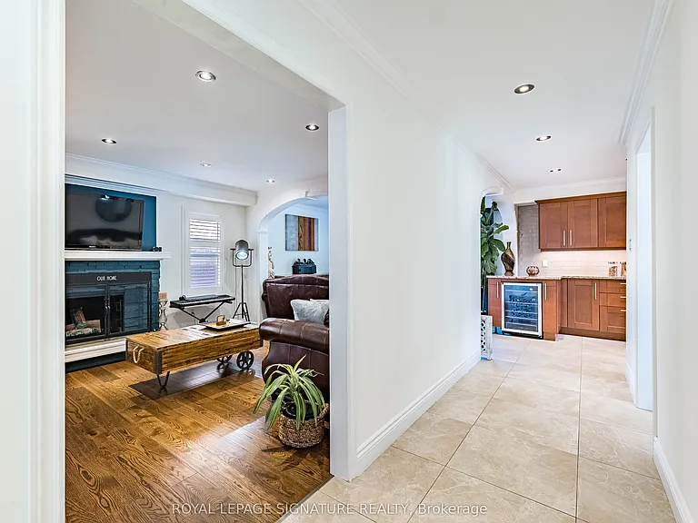 5571 Spangler Dr — Photo 13