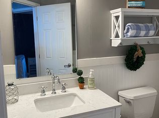 4 Northshore Dr #2, La Porte, IN 46350